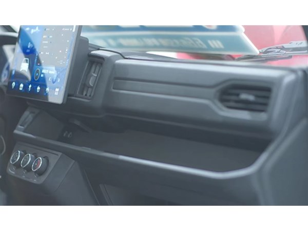 新能源汽車的充電站是否支持無線充電技術？